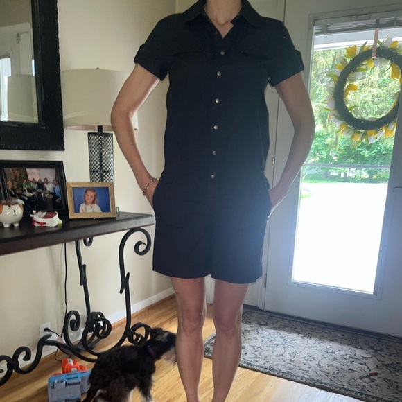 Club Monaco women’s black romper size 6 - Picture 3 of 4